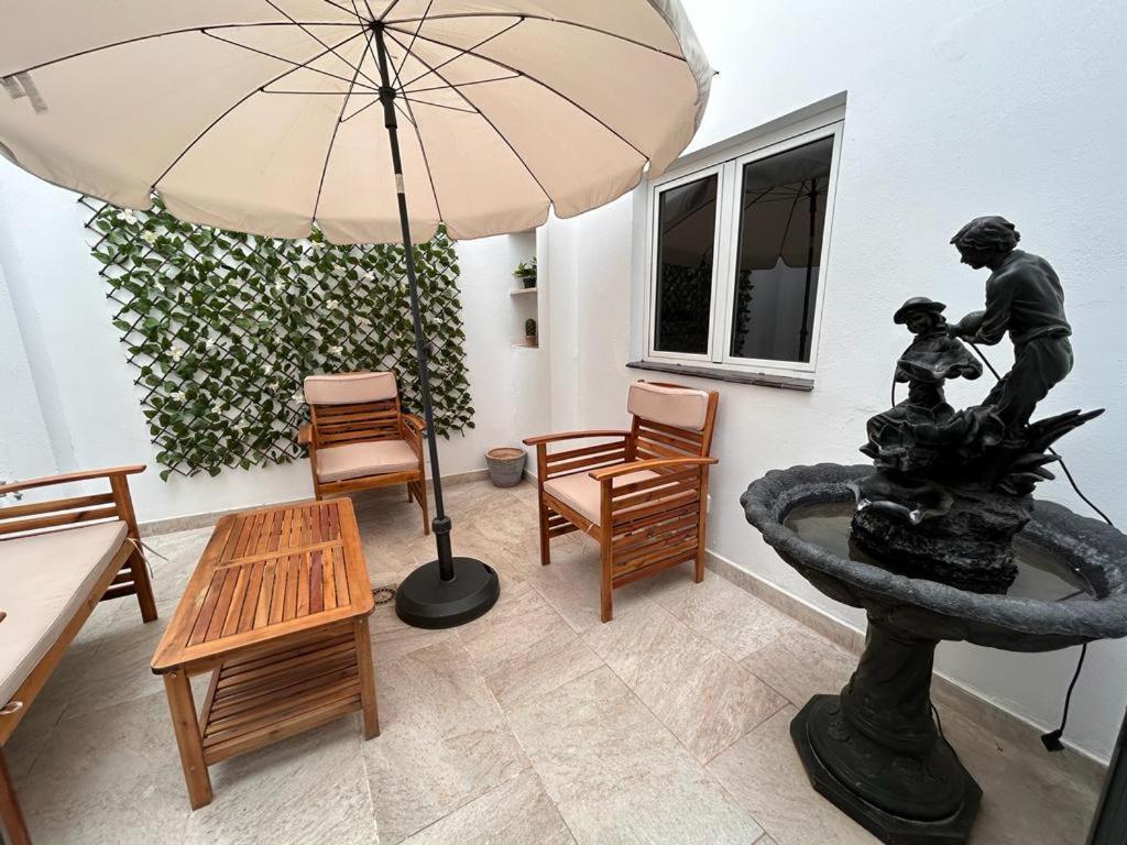 Hjs Guest House - The Majestic Loft ลาสปัลมาส เด กรานคานาเรีย ภายนอก รูปภาพ