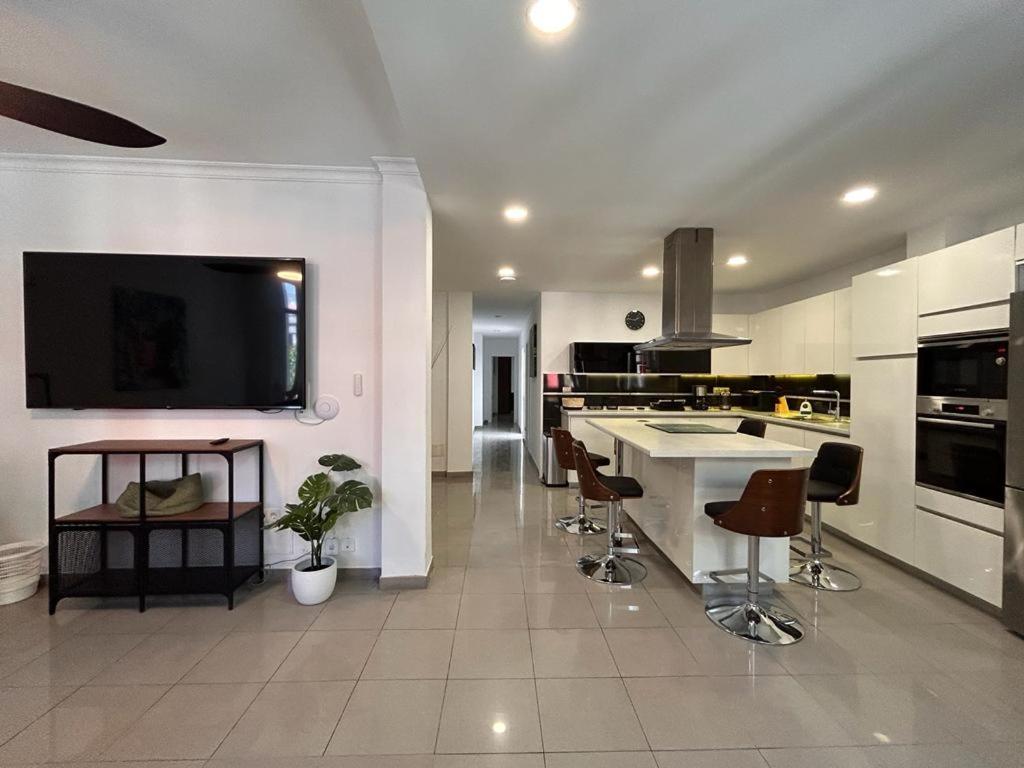 Hjs Guest House - The Majestic Loft ลาสปัลมาส เด กรานคานาเรีย ภายนอก รูปภาพ